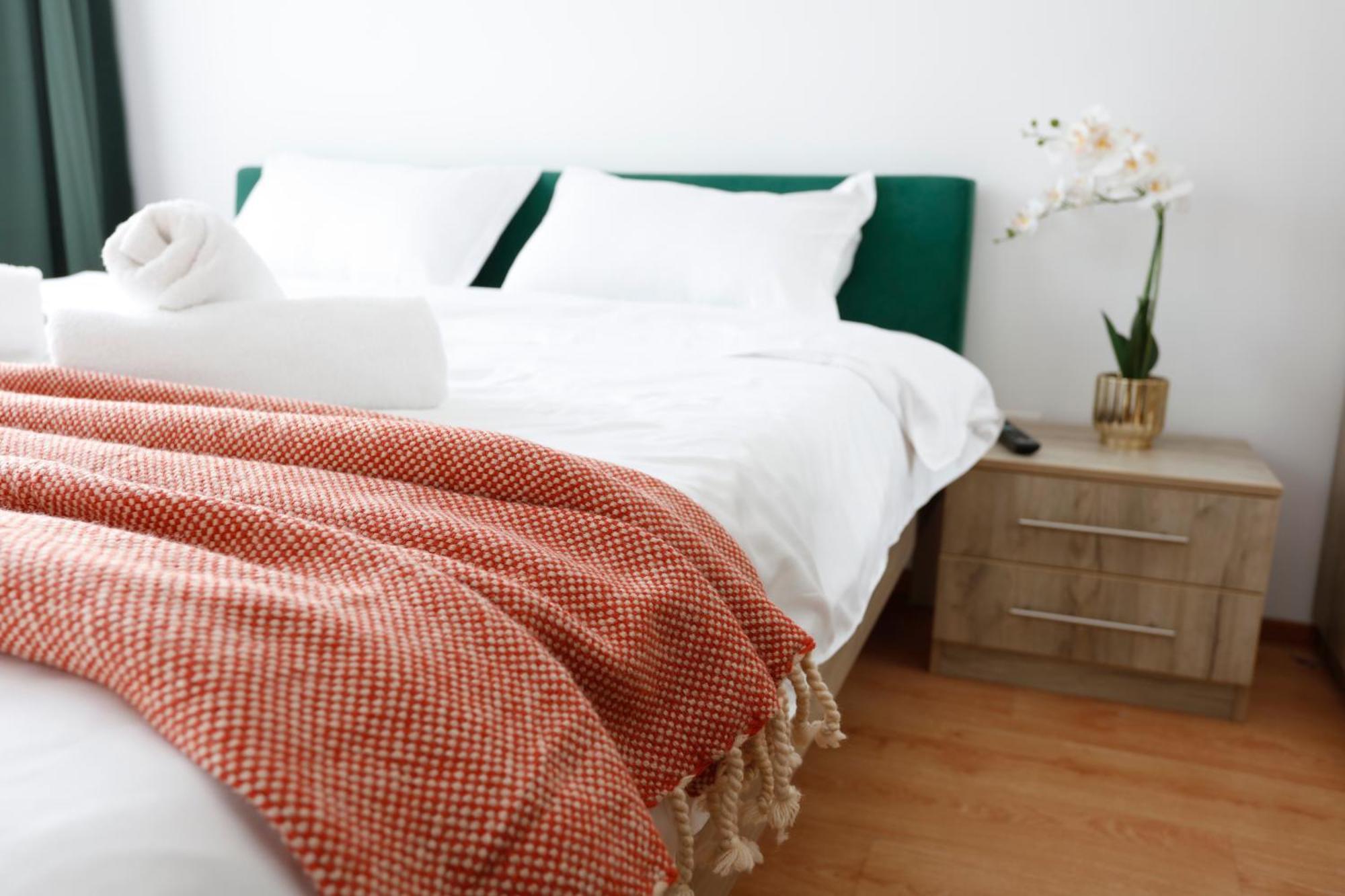 Enchanting Retreat - Historic Old Town - Pet-Friendly Haven - Steps From Unirii Bucareste Exterior foto