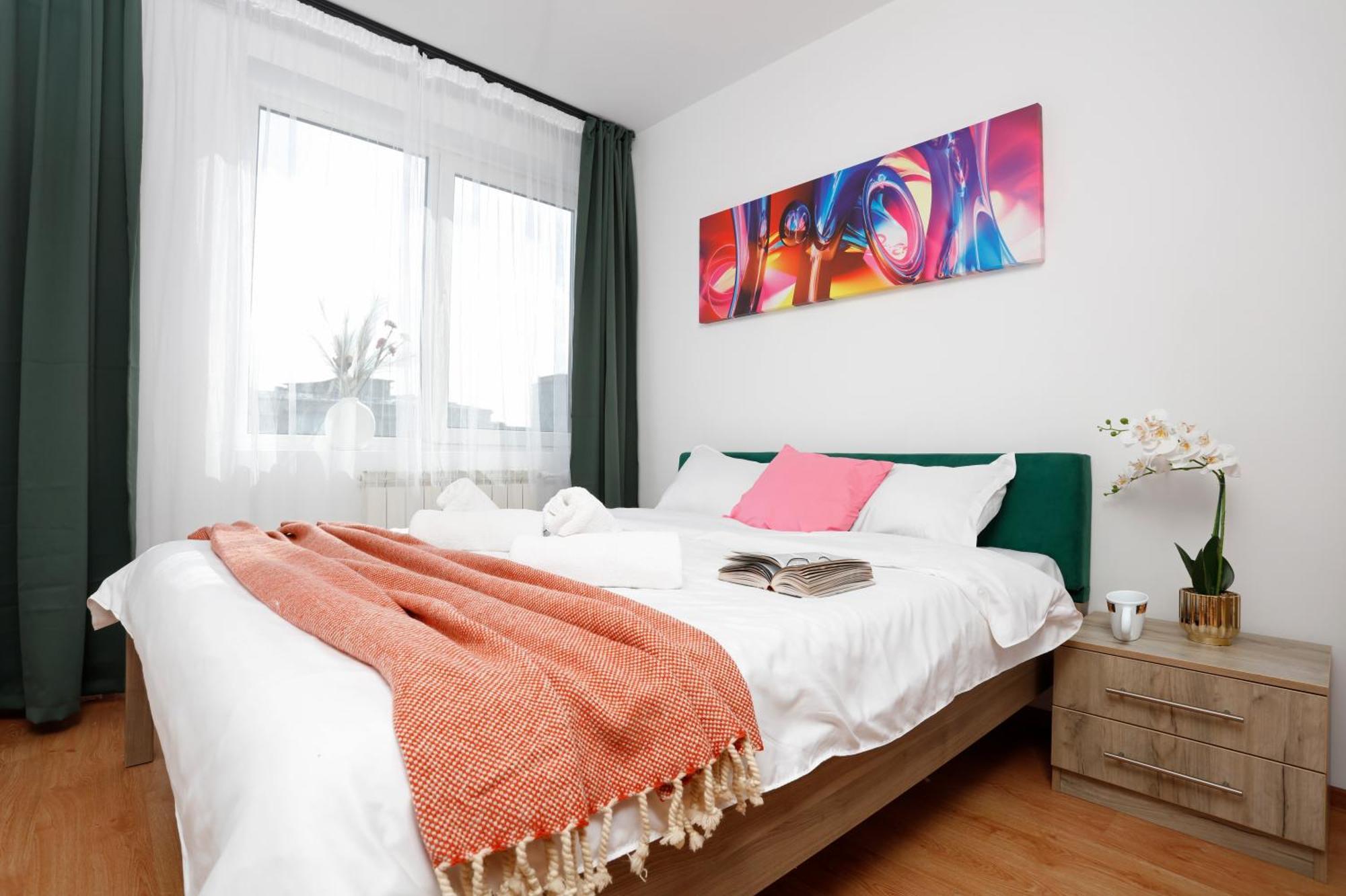 Enchanting Retreat - Historic Old Town - Pet-Friendly Haven - Steps From Unirii Bucareste Exterior foto